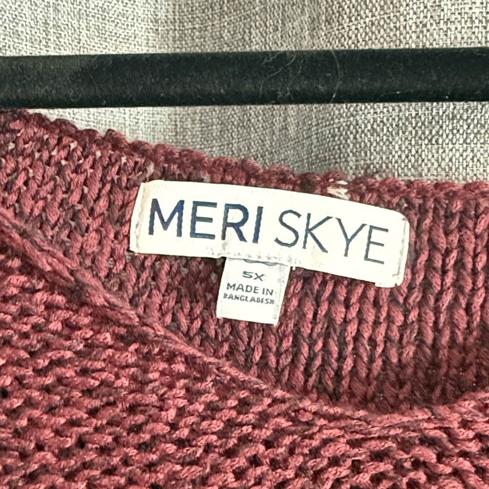 Meri Skye Women's Deep Red V-Neck Sweater 5 X - Picture 2 of 4